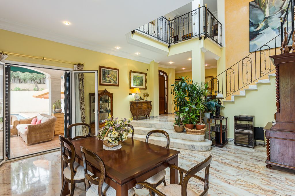 Property photo 3 of 20 7173