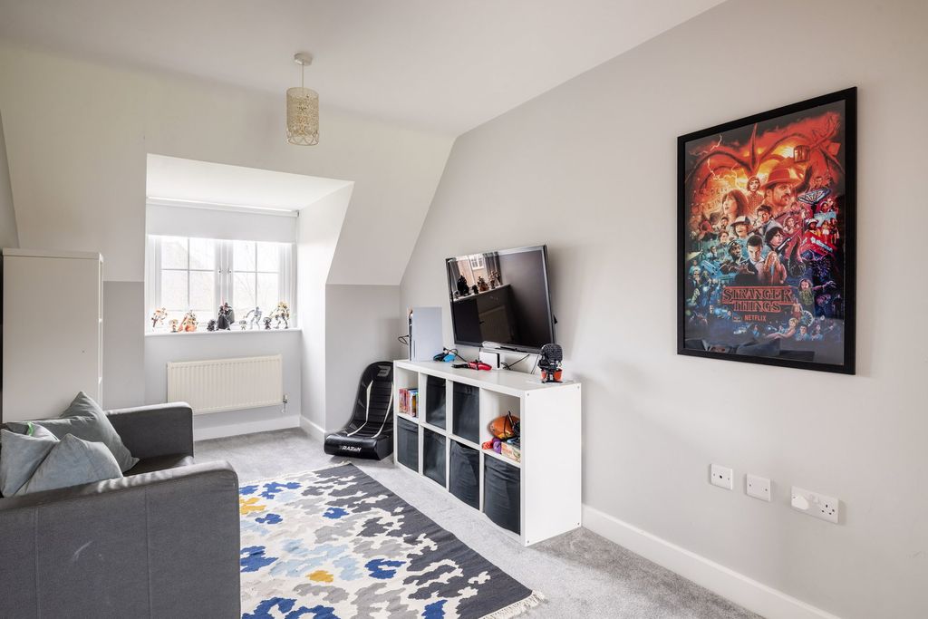 Additional image 18 of 4 bed detached house for saleKingfisher Drive, Haywards Heath, West Sussex RH16