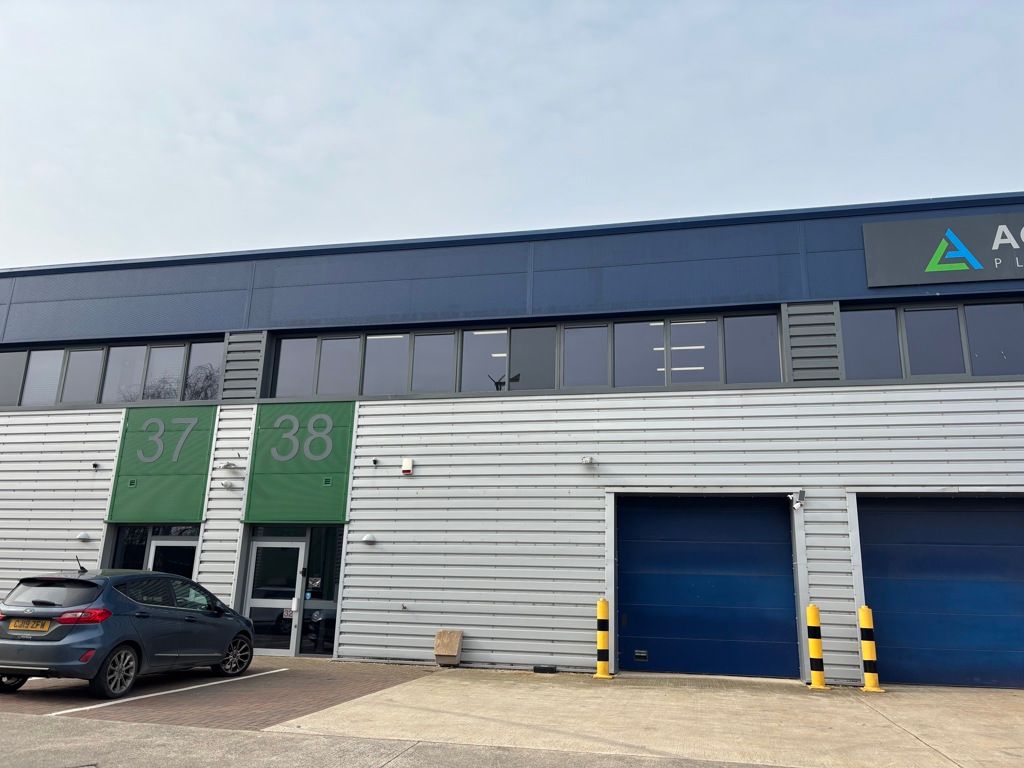 Property photo 1 of 9 Photo 5