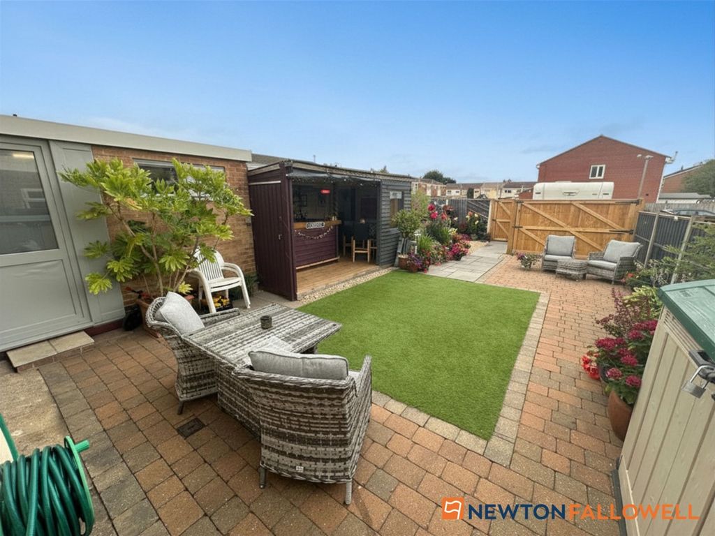 Property photo 2 of 17 Rear Garden