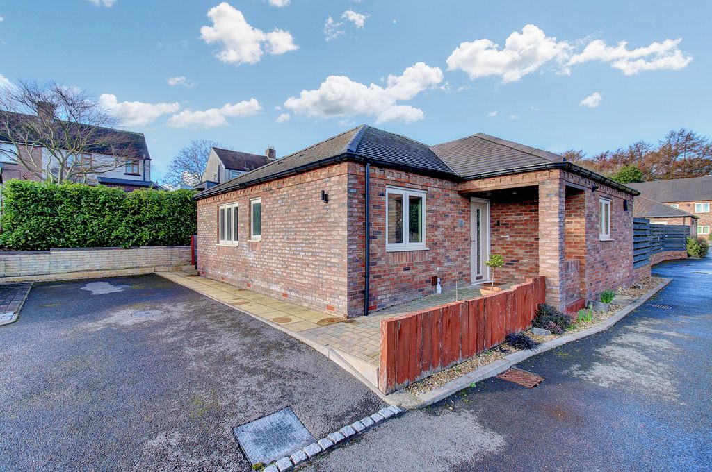 Property photo 1 of 18 Front &amp; Tandem Driveway