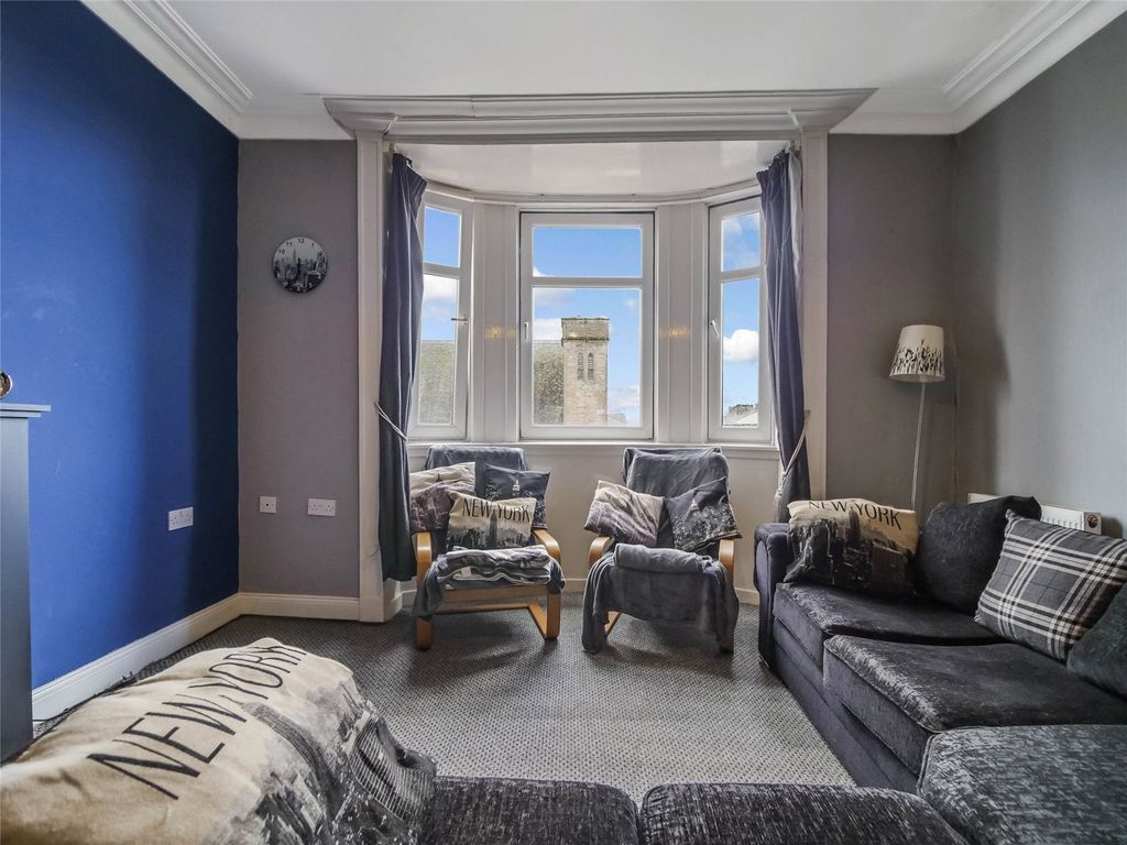 Property photo 3 of 17 Picture No. 04