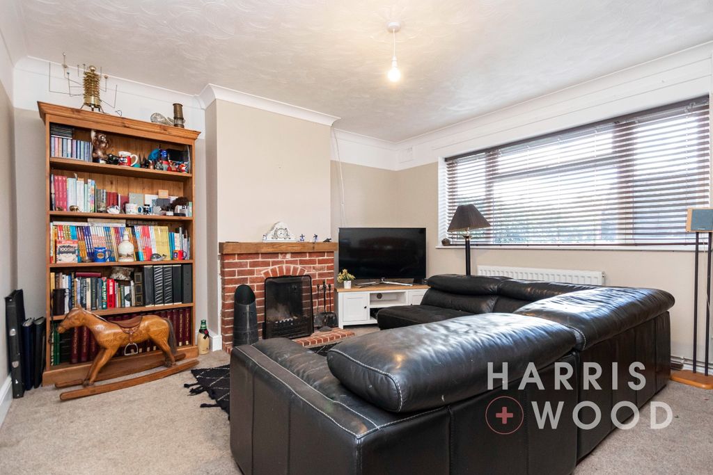 Property photo 2 of 30 3824072