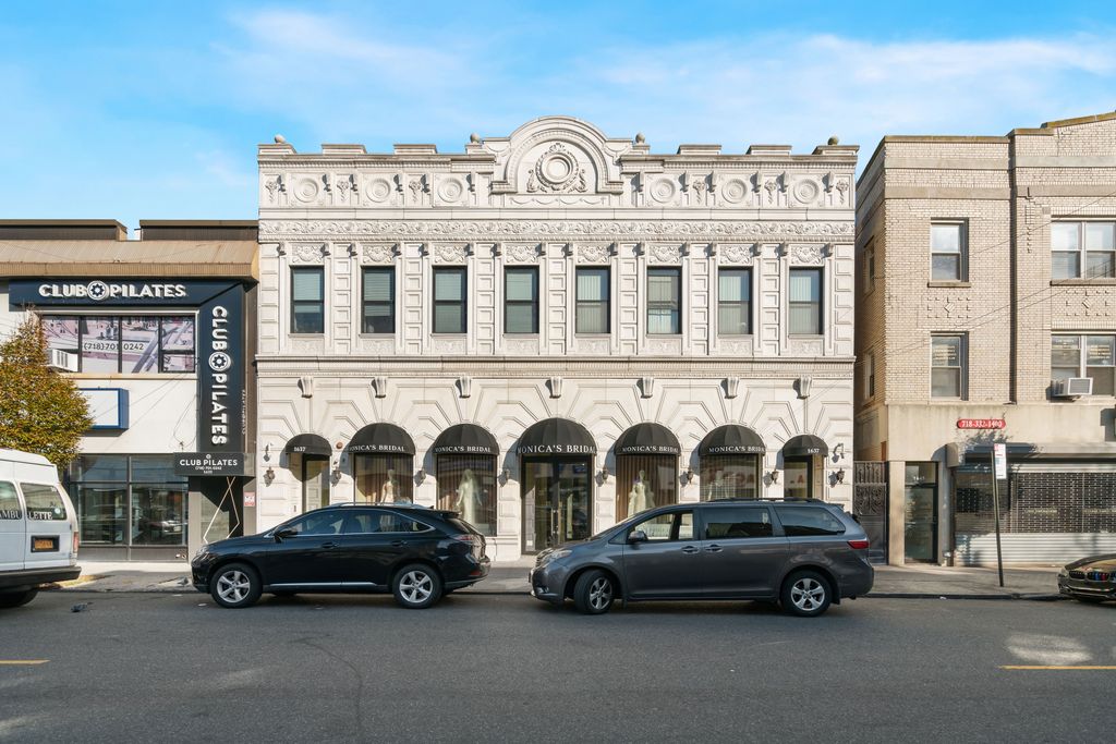 Property photo 1 of 38