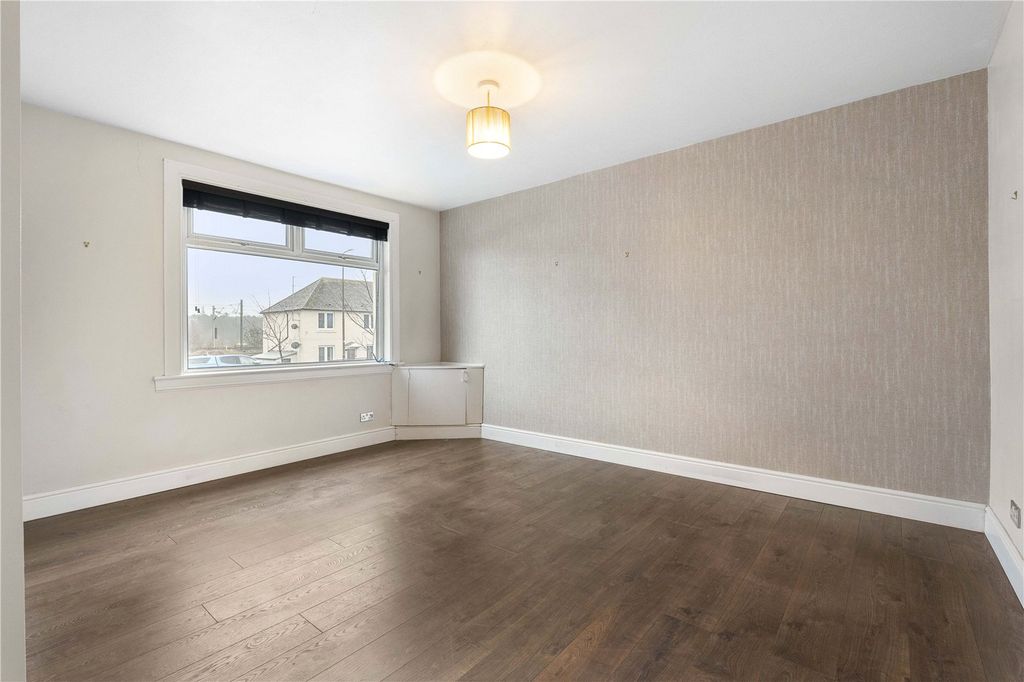 Property photo 3 of 18 Picture No. 09