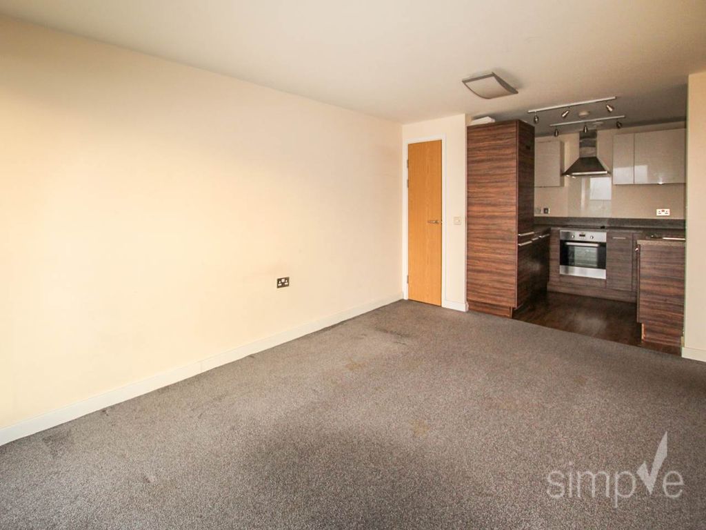 Property photo 2 of 10 Img_3898