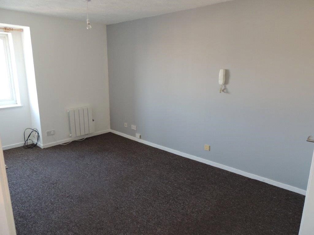 Property photo 3 of 6 Picture No. 06
