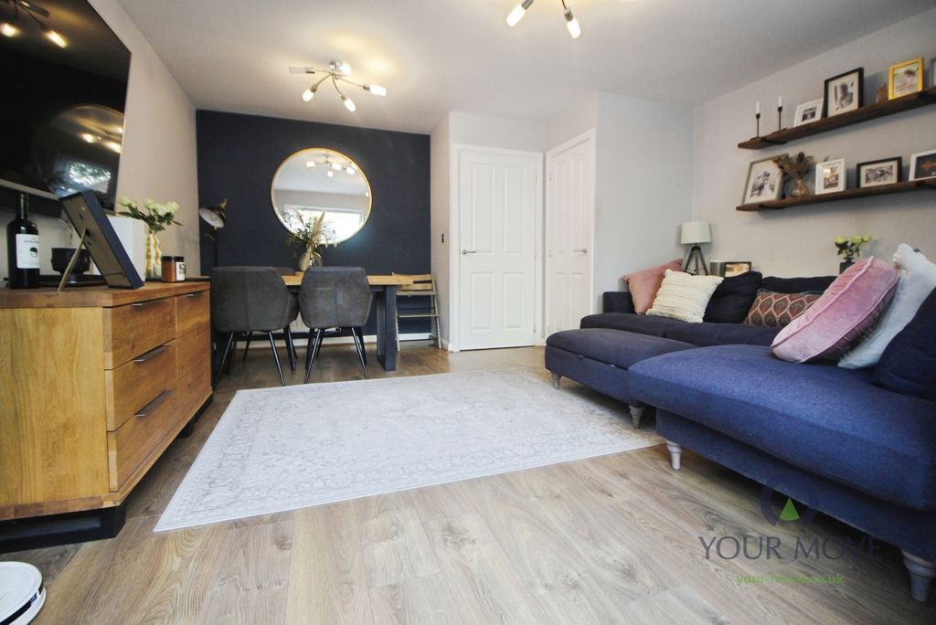 Property photo 2 of 14 Pbox-Img.Jpg
