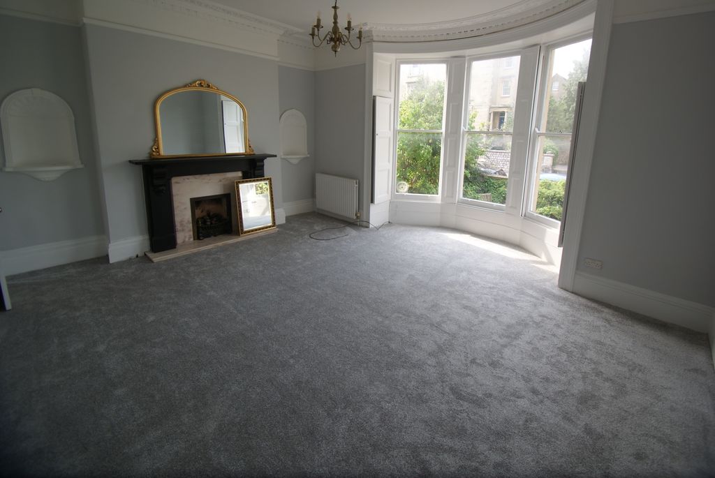 Property photo 2 of 6 Dsc01079.Jpg