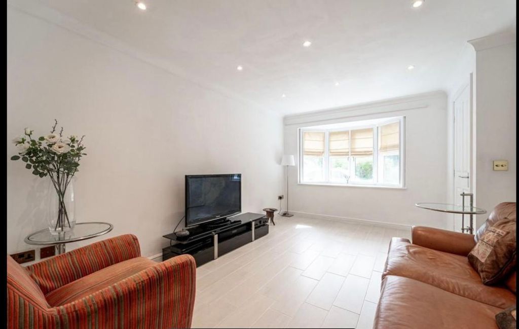 Property photo 3 of 12 Living Room