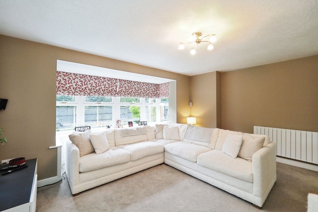 Property photo 3 of 20 Img_4688