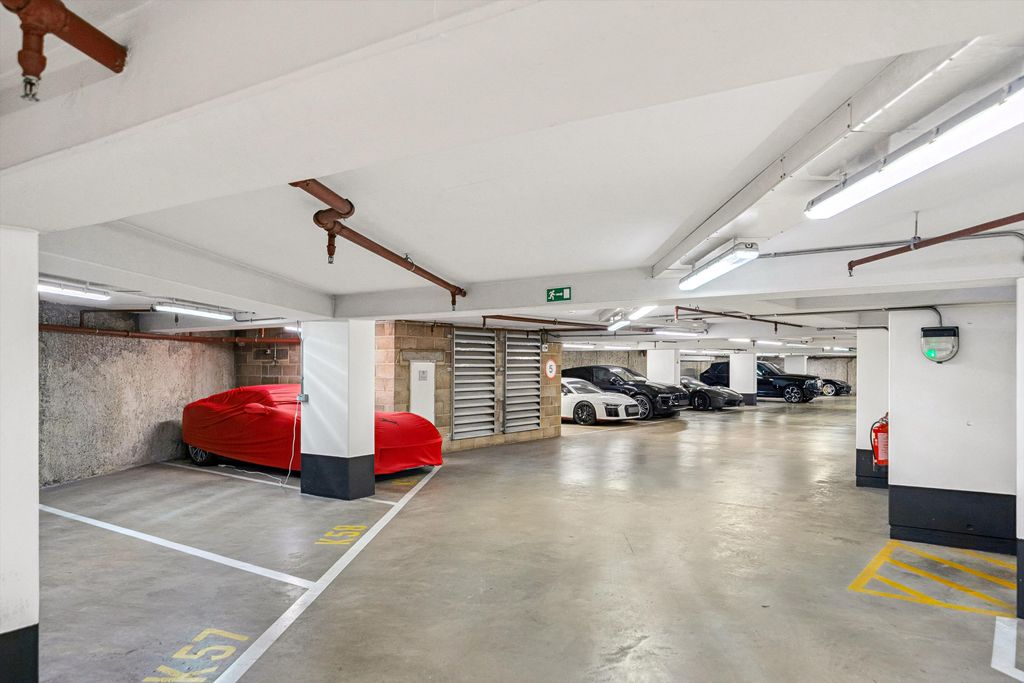 Property photo 2 of 4 Image