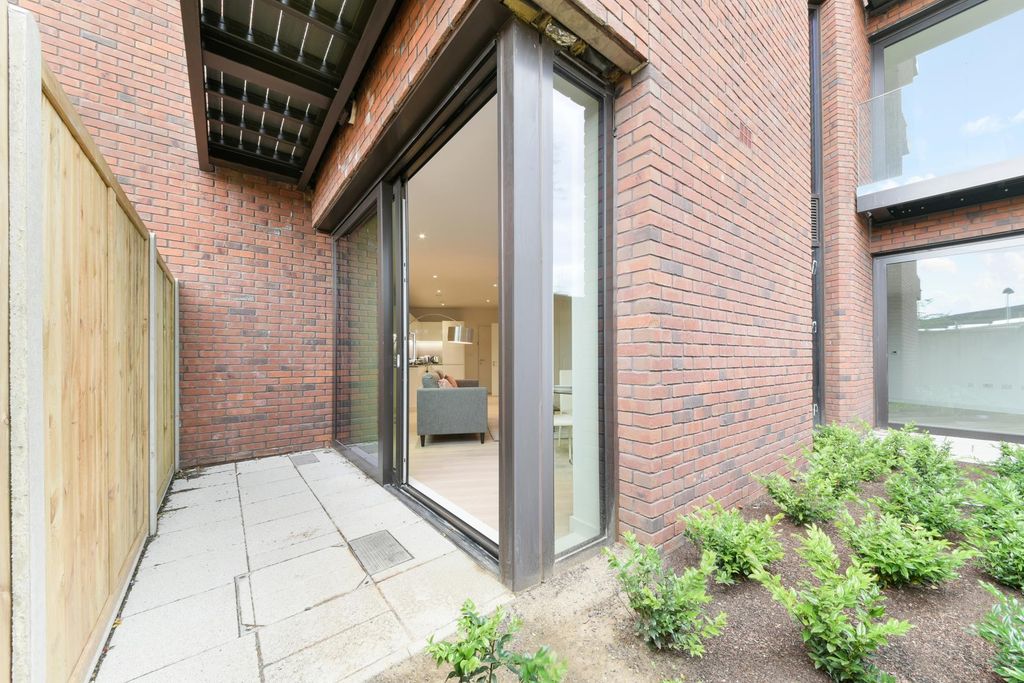 Property photo 3 of 9