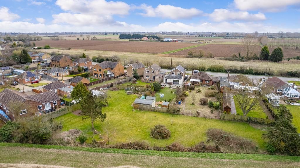 Property photo 3 of 18 Photo 3