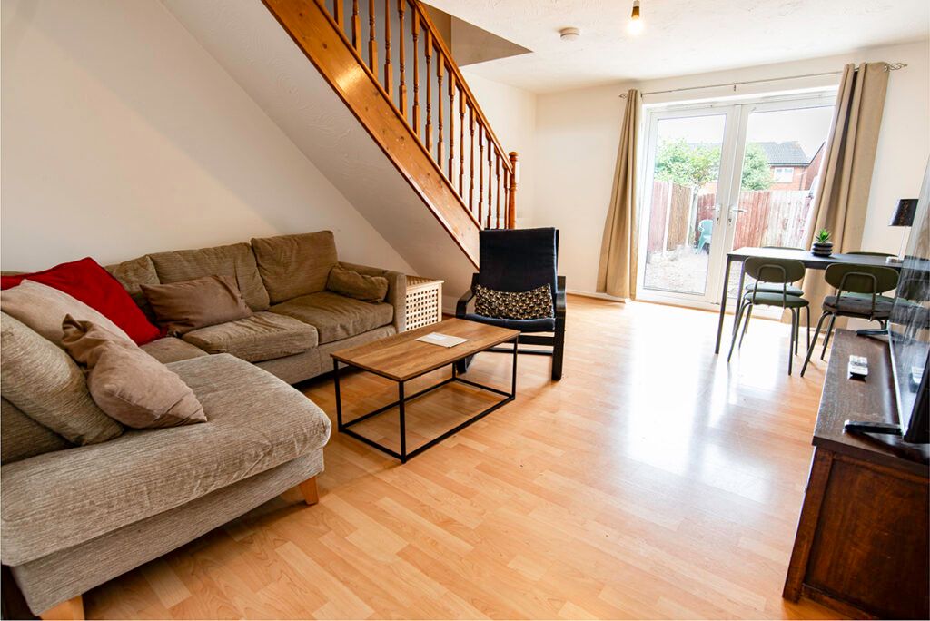 Property photo 2 of 22