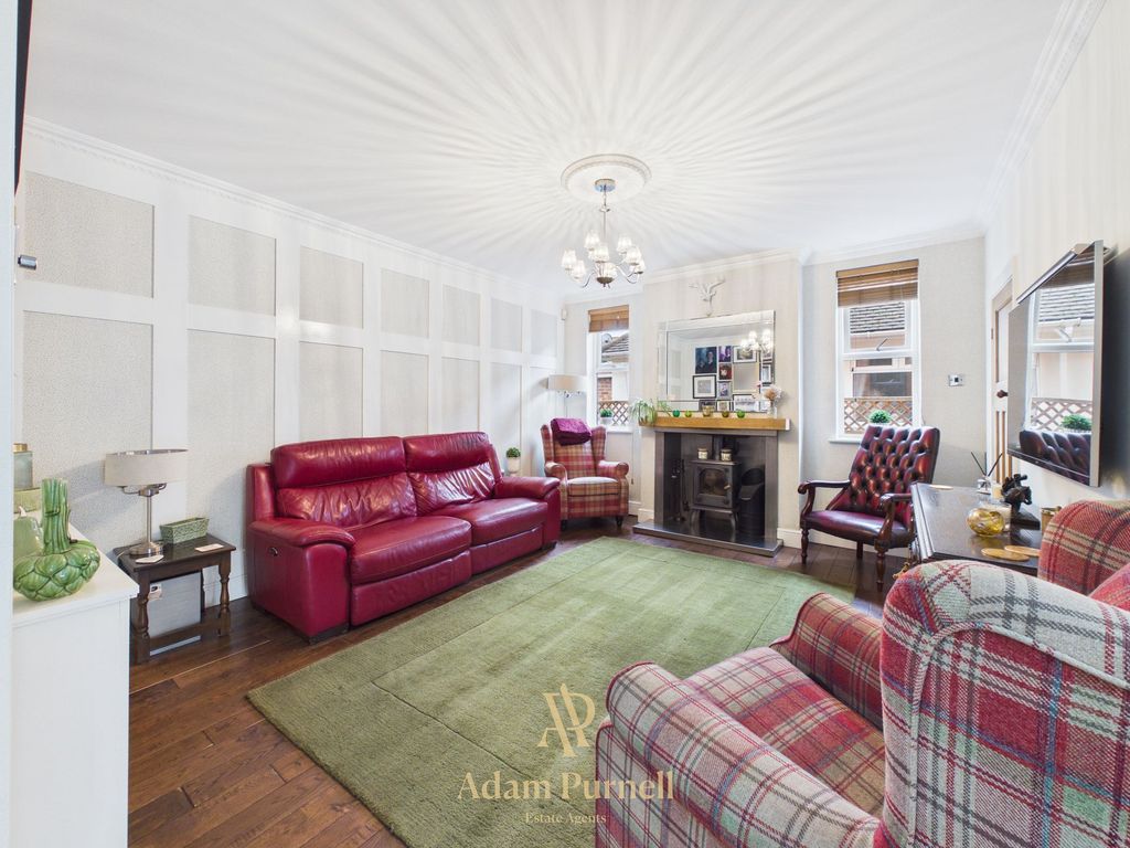 Property photo 3 of 46