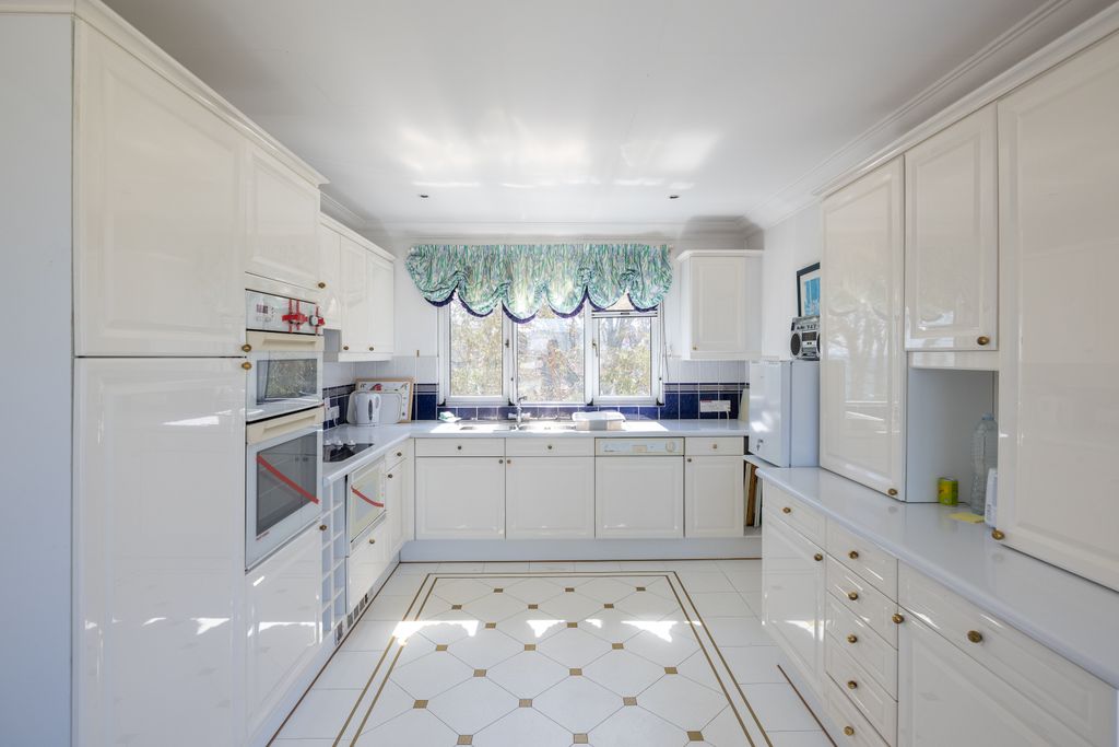 Additional image 20 of 4 bed detached house for saleClifton, St. Peter Port, Guernsey GY1