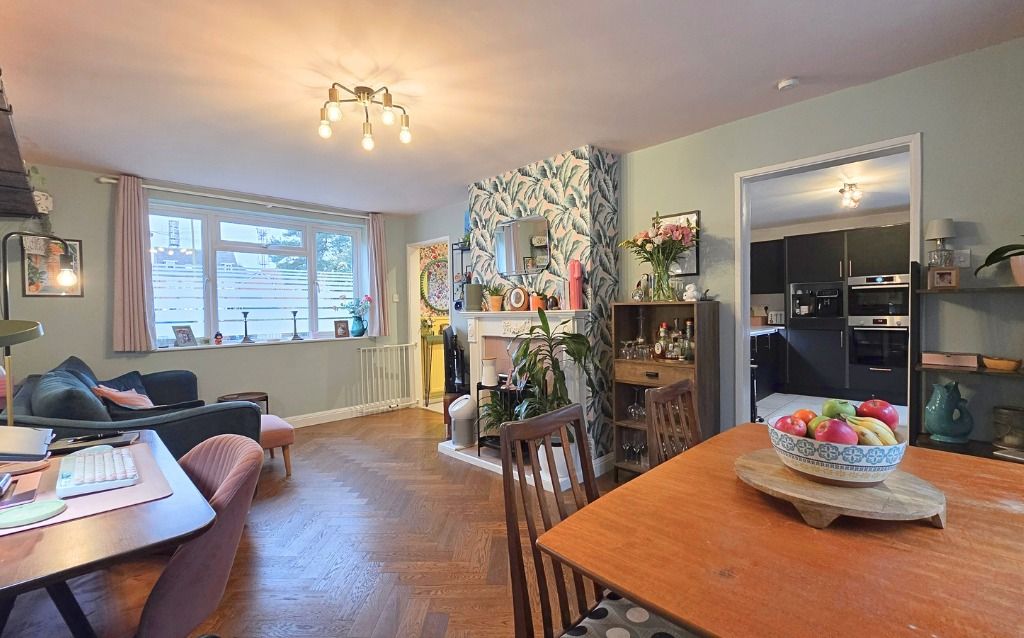 Property photo 3 of 16 4837915