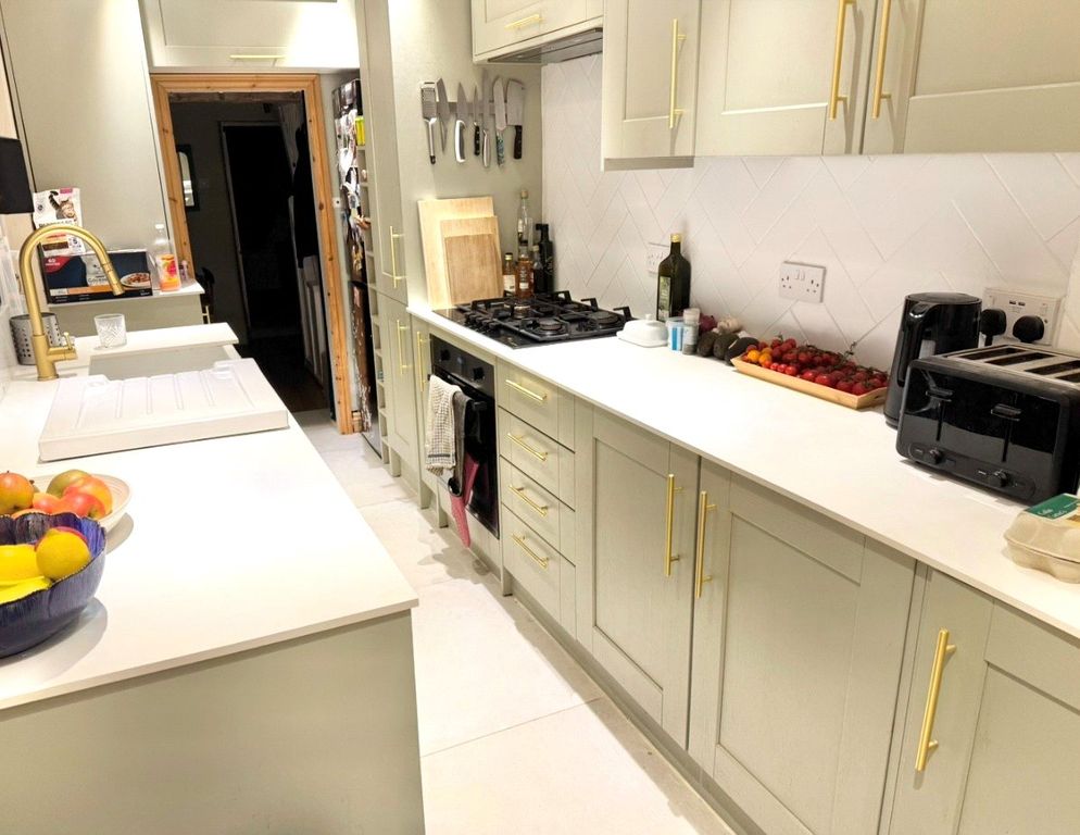 Property photo 3 of 10 3 - Picture No. 12