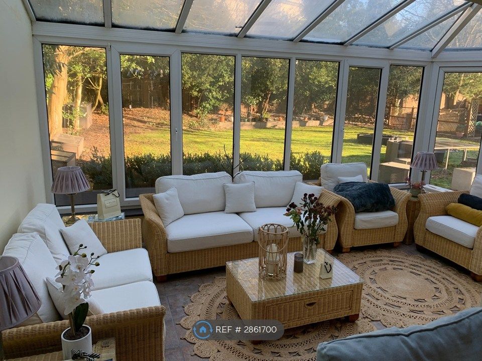 Property photo 3 of 35 Conservatory