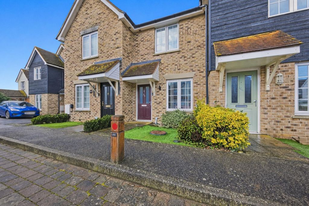 Property photo 1 of 17 Chatgpt Image Jan 17, 2026, 09_29_40 Am.Png