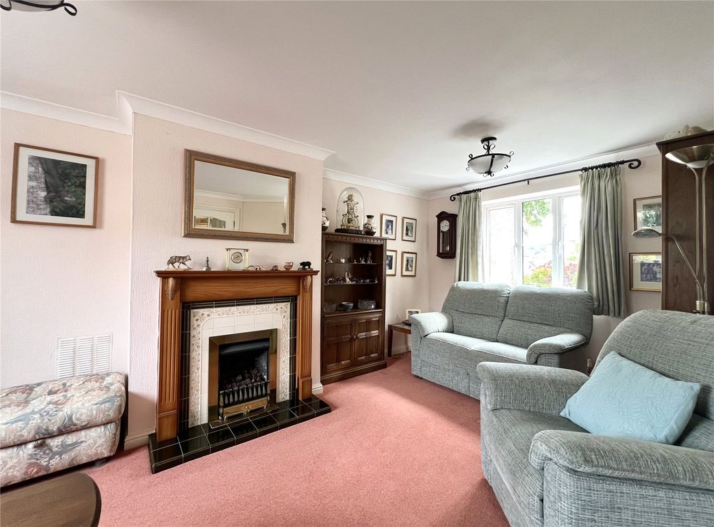 Property photo 2 of 24 Picture No. 02