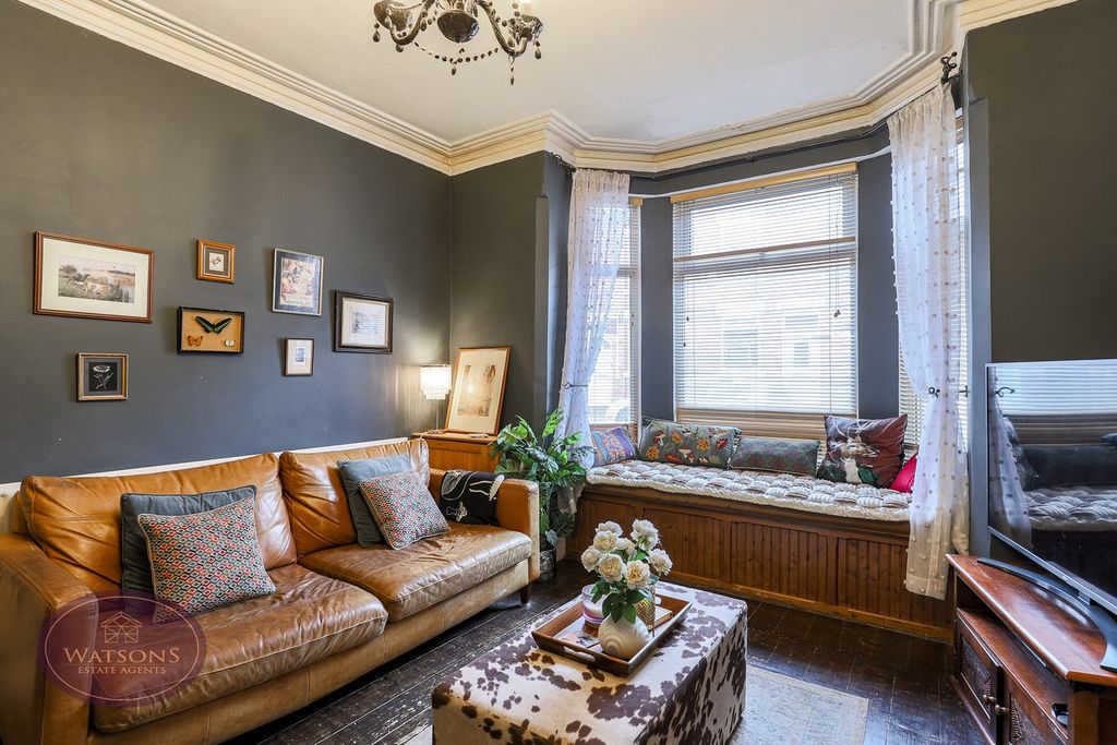 Property photo 3 of 20