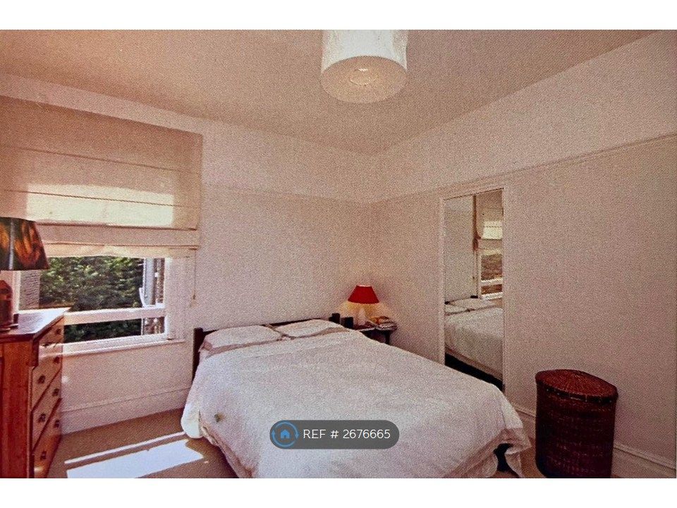 Property photo 3 of 4