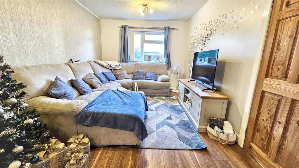 Property photo 2 of 20 20251202_141234.Jpg