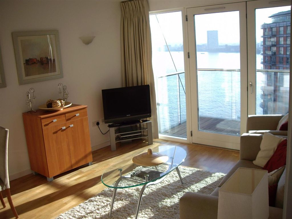 Property photo 3 of 6 c) Living Room.Jpg