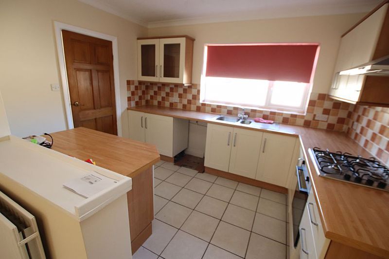Property photo 3 of 12 Kitchen Alt View