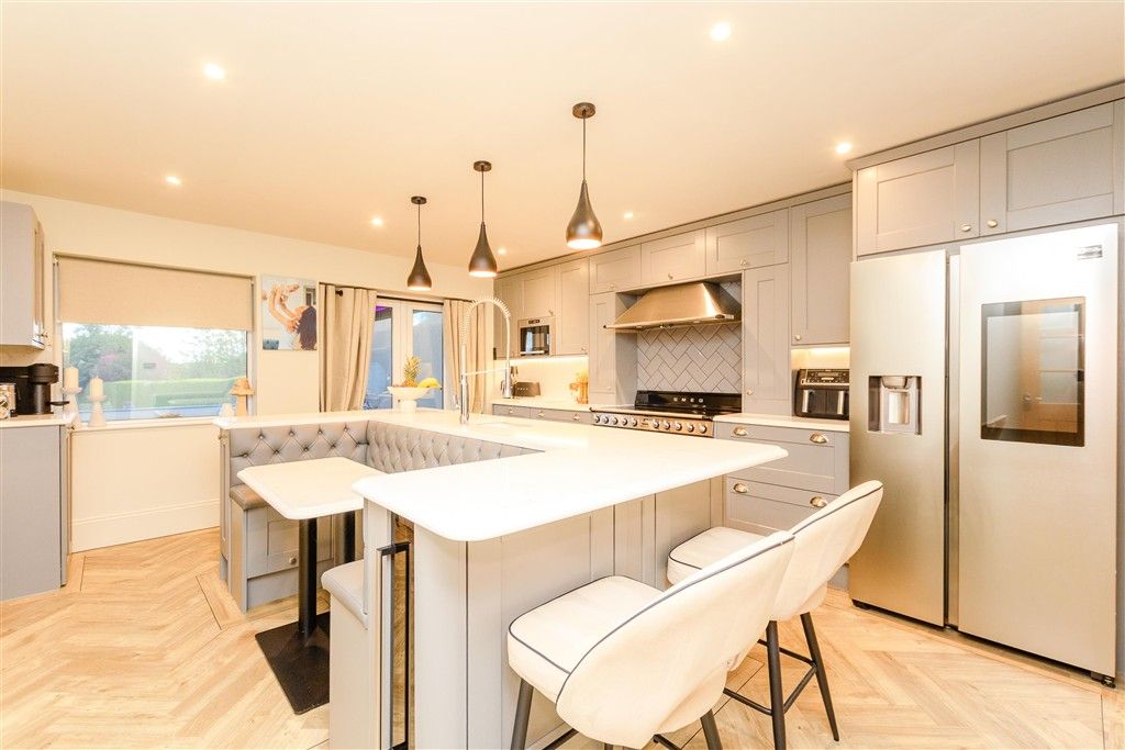 Property photo 3 of 24 Kitchen/Diner