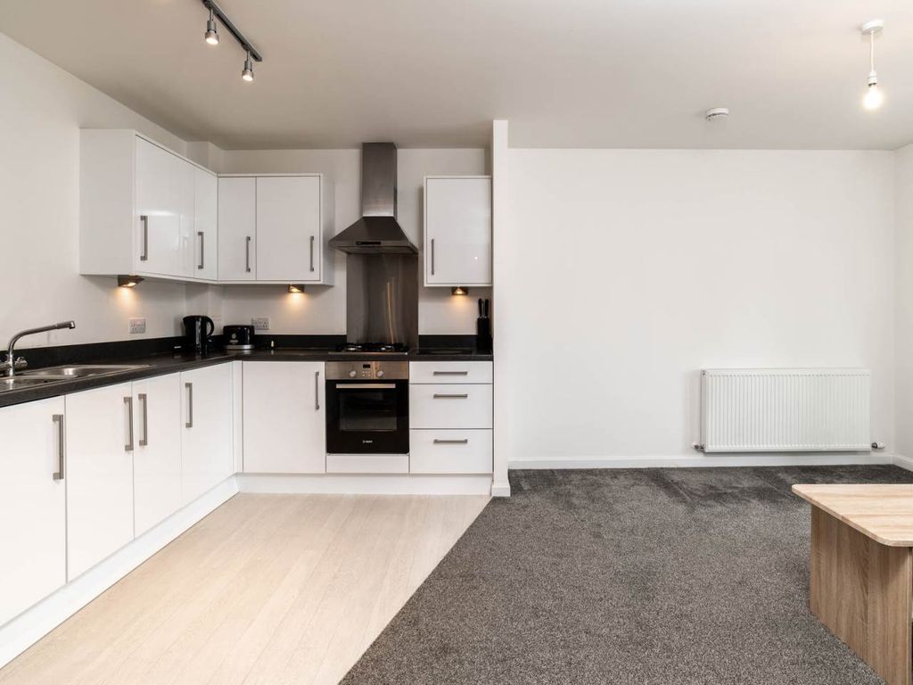 Property photo 2 of 13 63149_Sqft_5G_Duff_Street-001