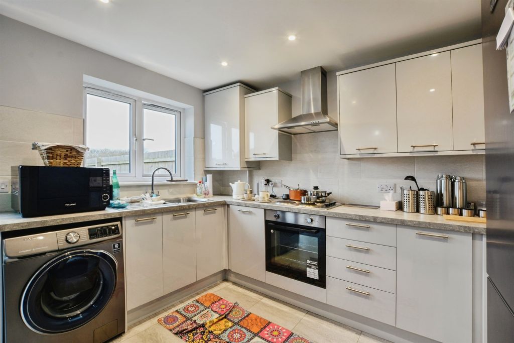 Property photo 3 of 18