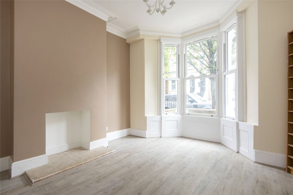 Property photo 2 of 14 Reception One