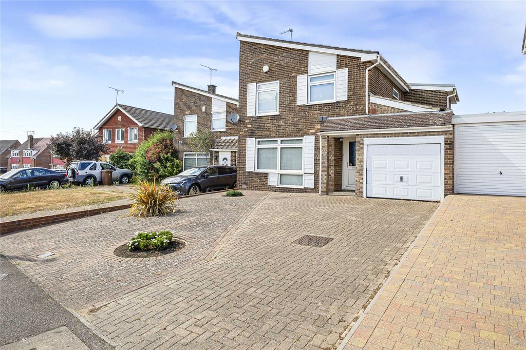 Property photo 1 of 17 Picture No. 27