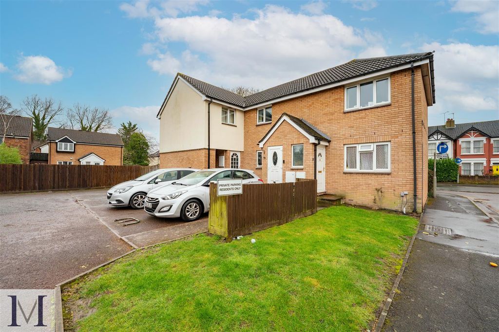 Property photo 1 of 8 1.Jpg