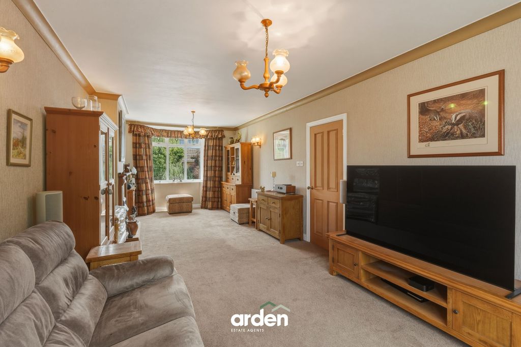Property photo 2 of 12