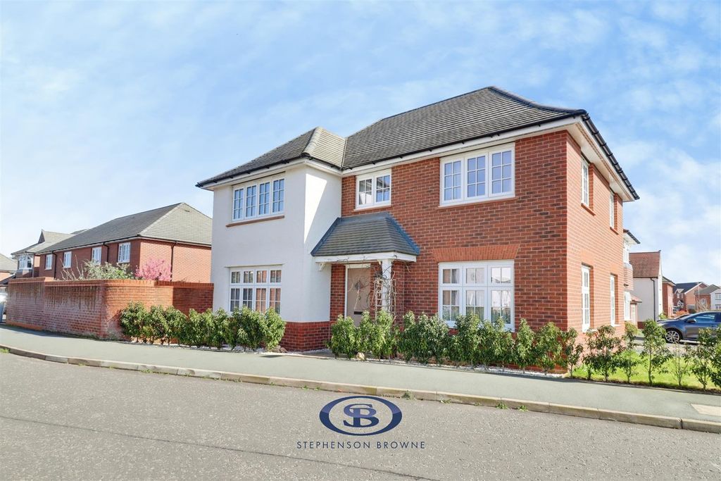 Property photo 1 of 37