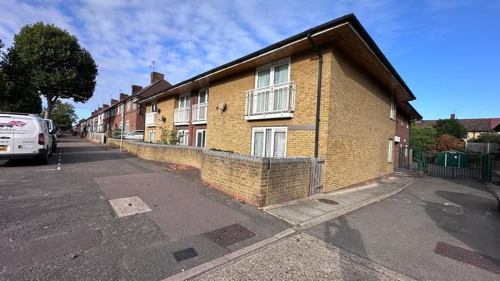Property photo 1 of 11