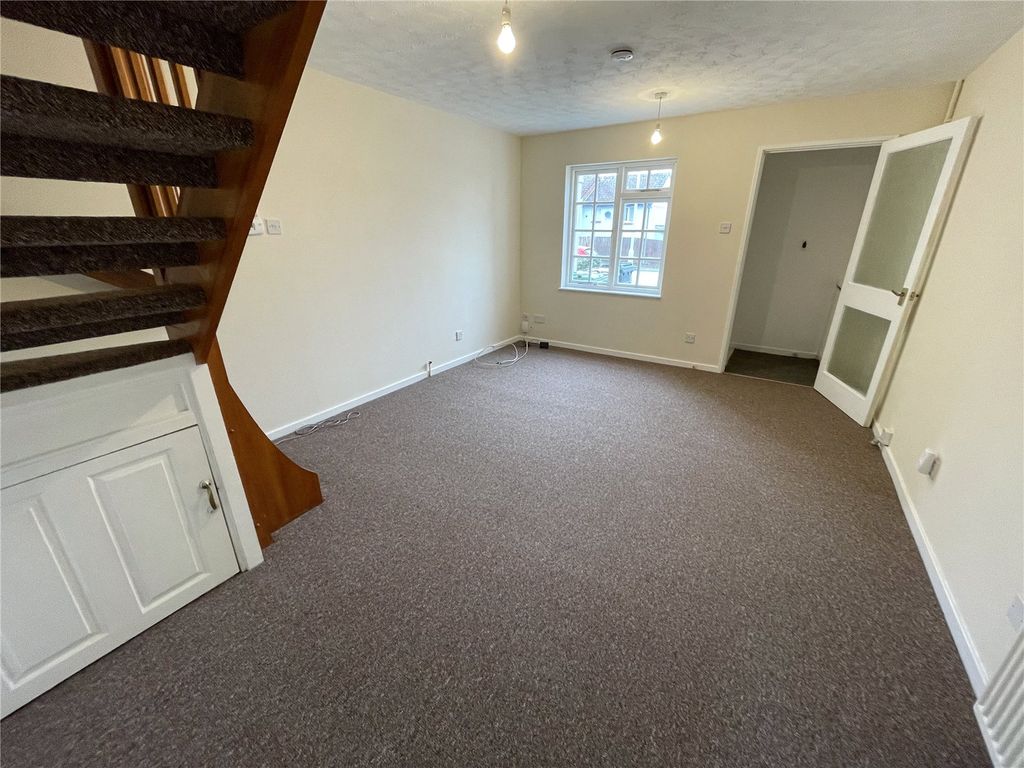 Property photo 3 of 8 Picture No. 04