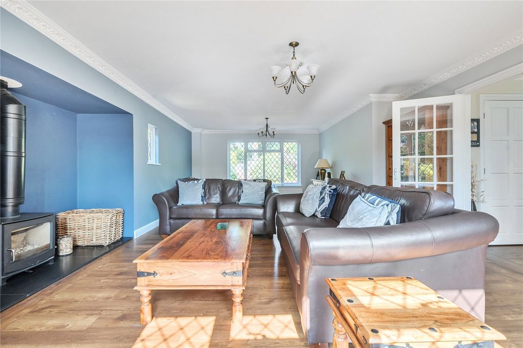 Property photo 3 of 31 Picture No. 82