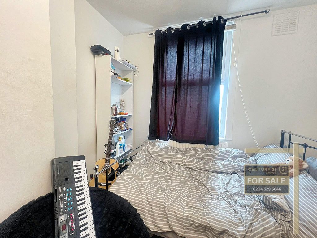 Property photo 3 of 5