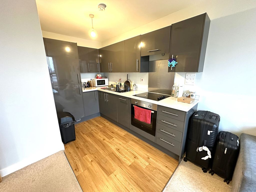 Property photo 2 of 12 704Bwgyl-07673 (5).Jpg