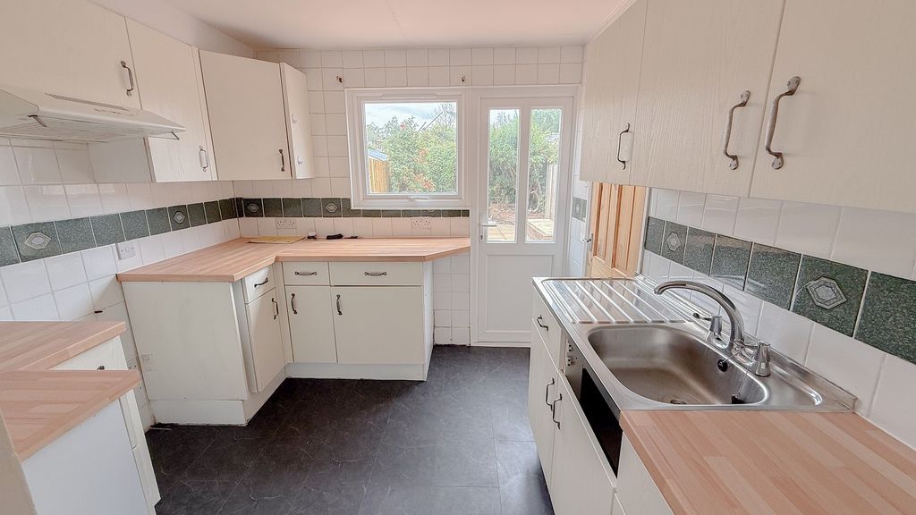 Property photo 3 of 25 Not Specified
