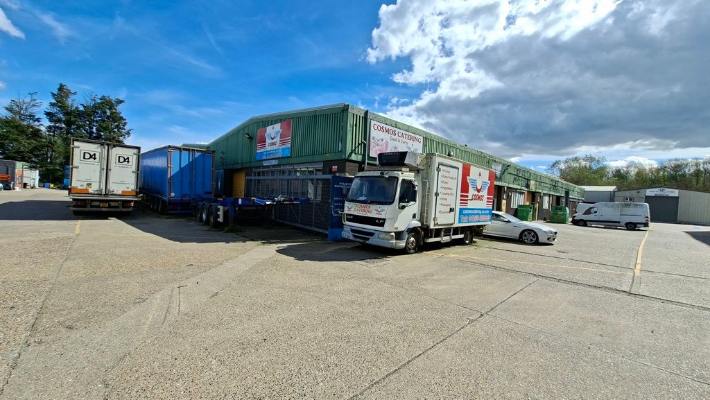 Property photo 1 of 3 Photo 4