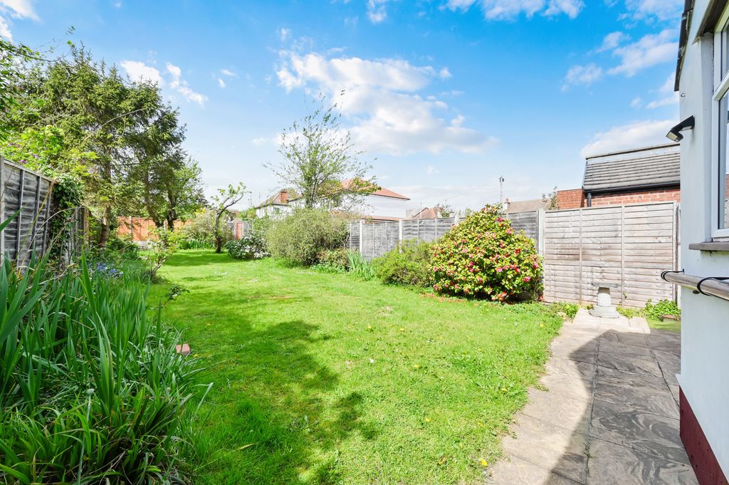 Property photo 3 of 23 Picture No. 06