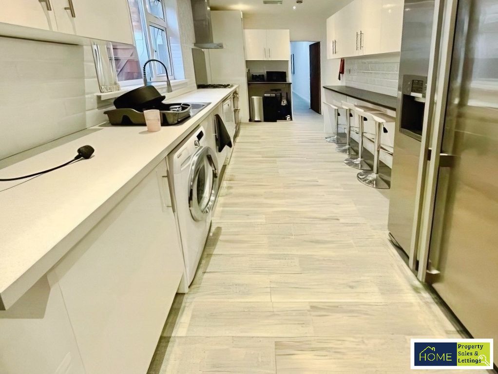 Property photo 2 of 17 0Bd7Bbbb-91415_P5938I2317_Img_11_0000_Max_656x437.Jpeg