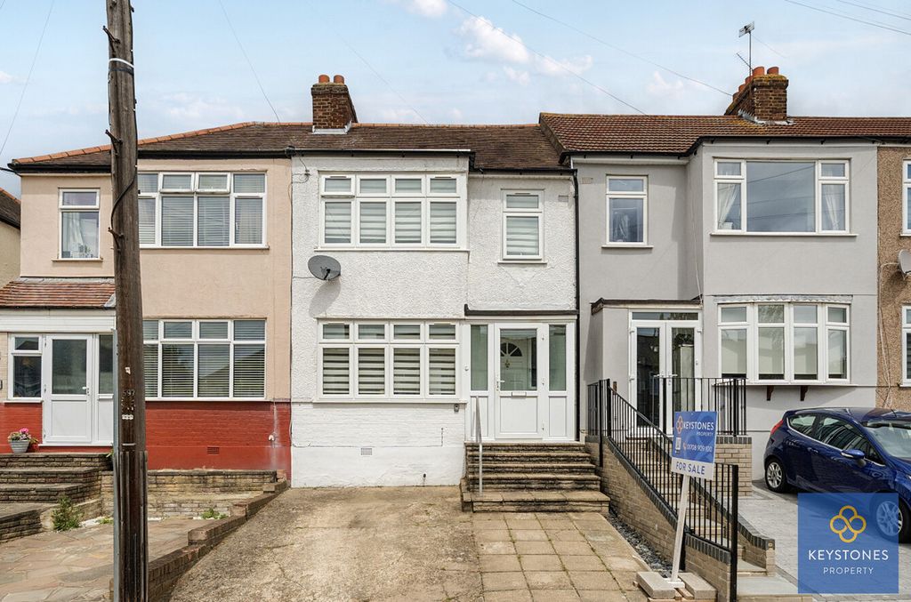 Property photo 1 of 17