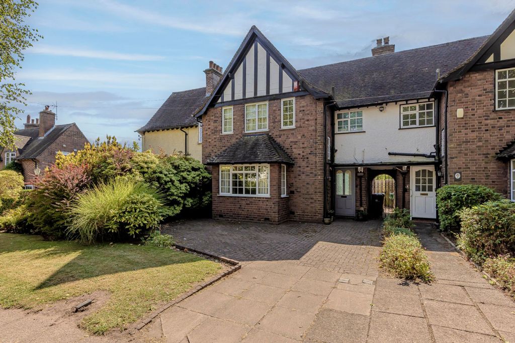Property photo 1 of 22